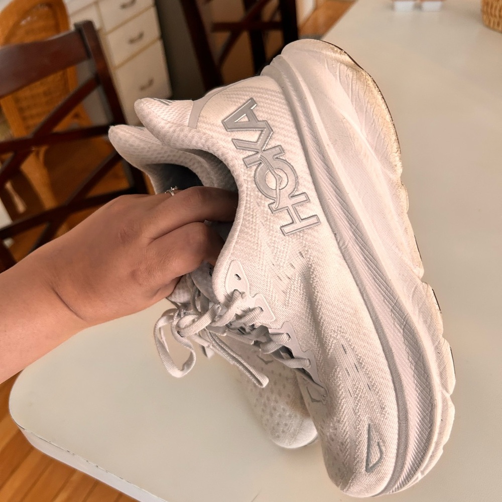 Hoka Women's White Running Shoes 9.5 - Picture 4 of 7